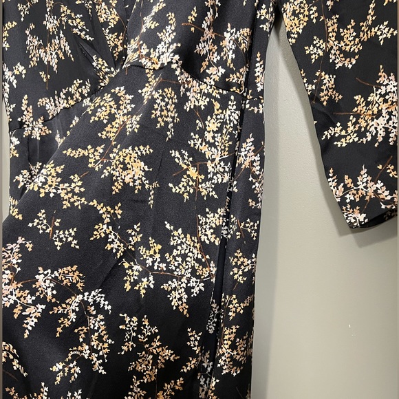 Vince Eden Branch 100% Silk Twist Drape Dress XS - Picture 6 of 11